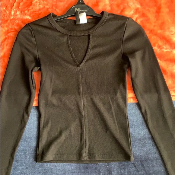 H&M cute fitted top, longsleeve, colour: black - Picture 1 of 4